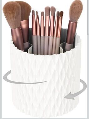 Rotating Pen:Makeup Brush Holder